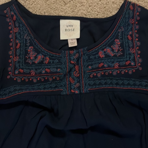 Knox rose navy embroidered cold shoulder dress size Large - Picture 2 of 2